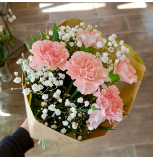 Bukett slöjblomma och nejlika image