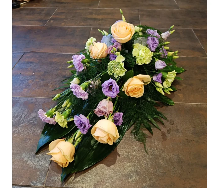 Ruusu, neilikka ja eustoma image