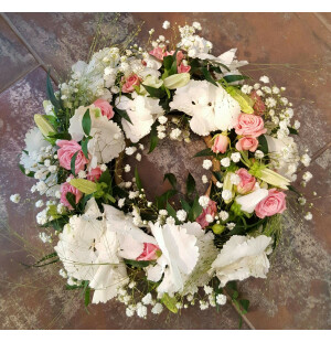 Krans ljusröda- vit image