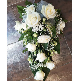 Ruusu, elegans neilikka ja harso kuva